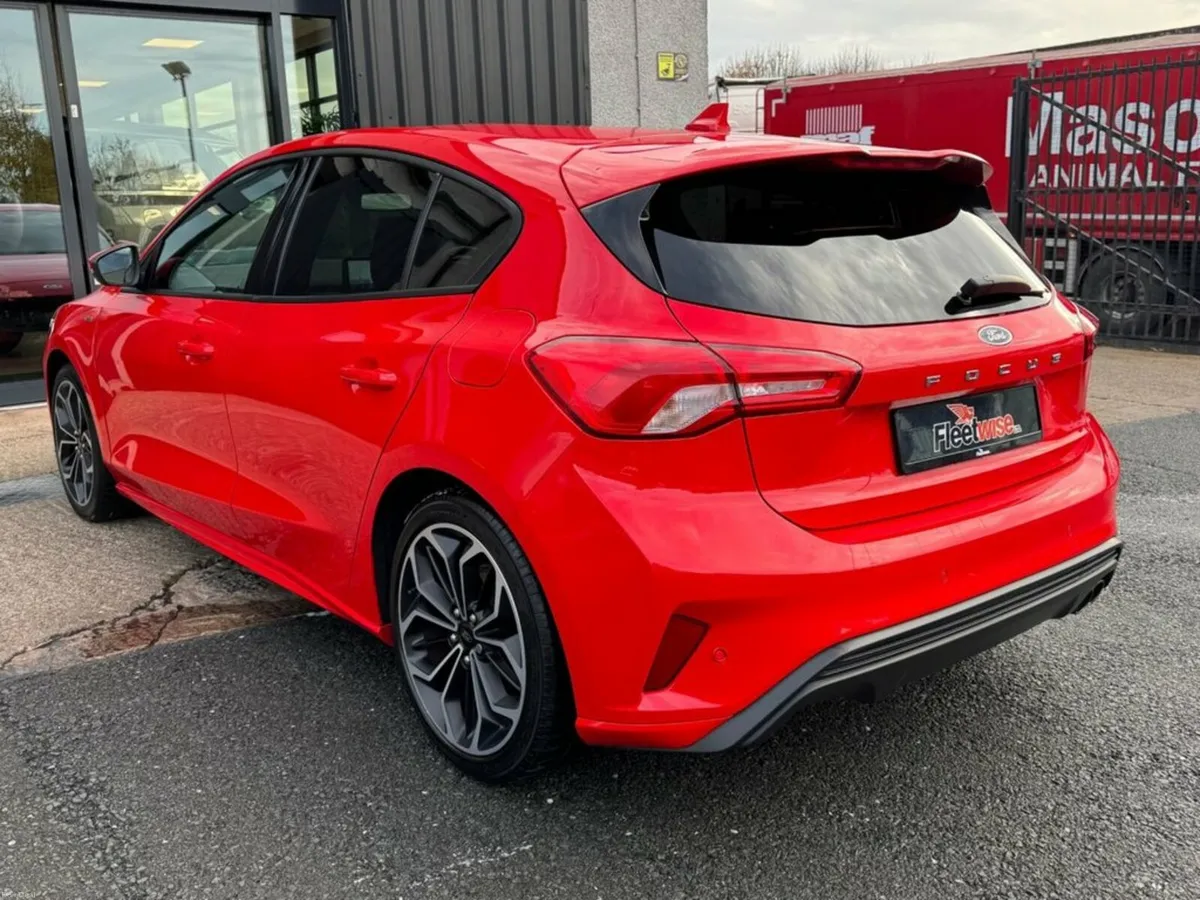 1.0T EcoBoost ST-Line X Hatchback 5dr Petrol Manua - Image 4