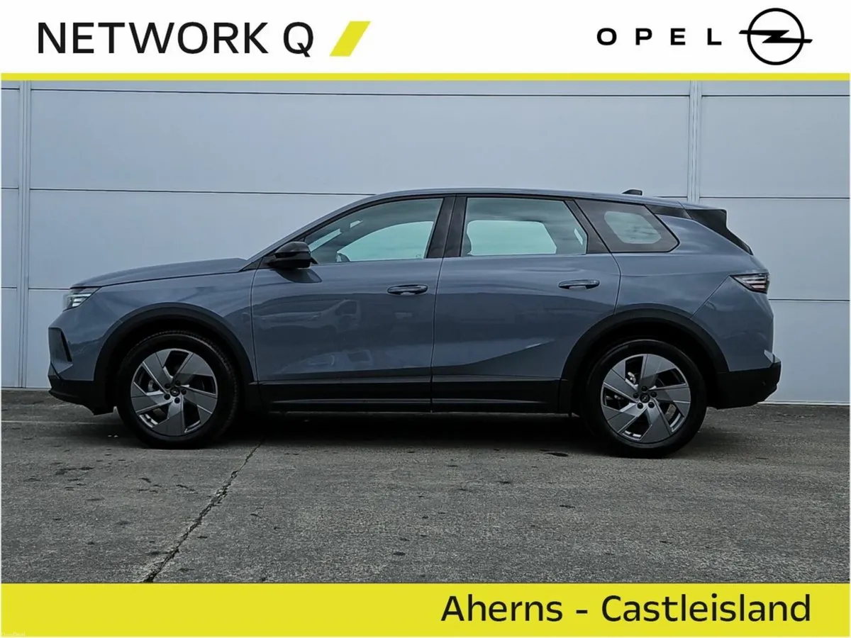 Opel Grandland Elegance PureTech 136 PS MHEV - Image 4