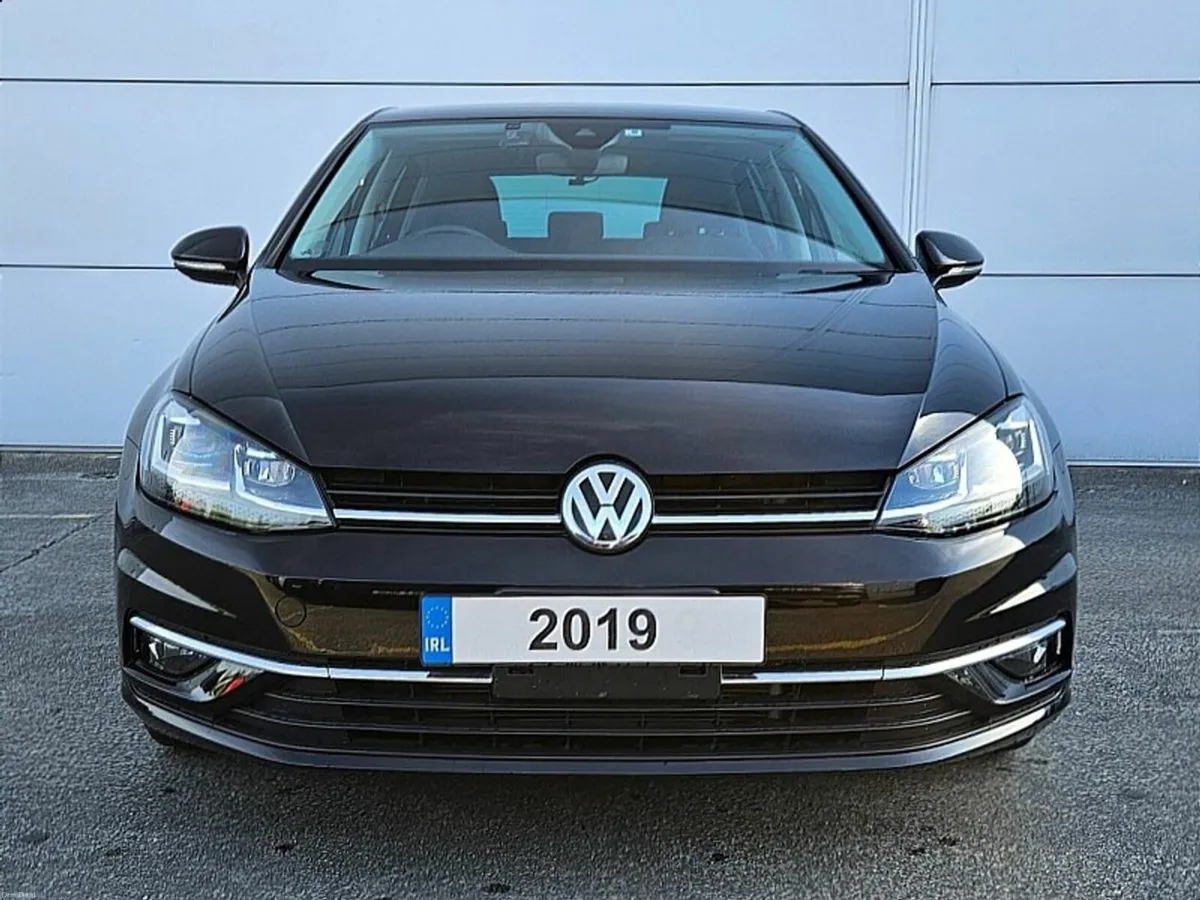 Volkswagen Golf Comfortline 1.2Tsi Automatic - Image 2