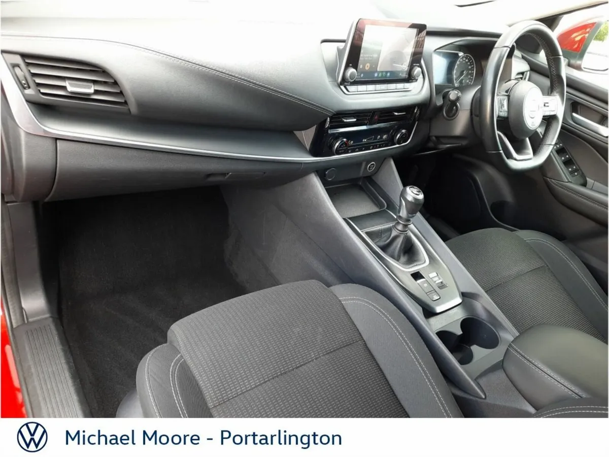 Nissan Qashqai 1.3 PET MILD HYBRID SV - Image 4
