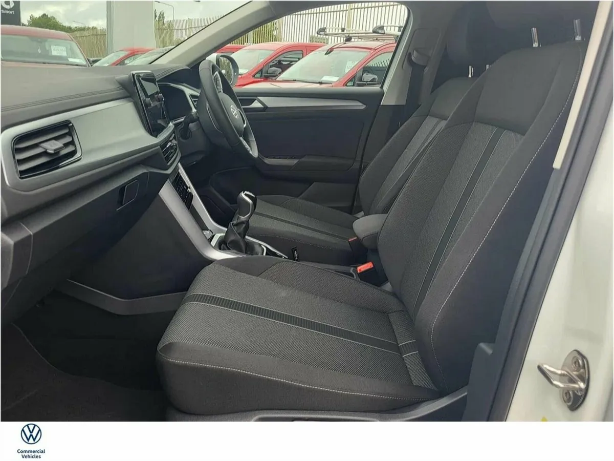 Volkswagen T-Roc COMMERCIAL ED.75 2.0 TDI M6F 116B - Image 4