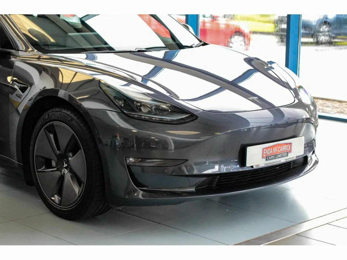 Tesla Model 3 Long Range AWD - Image 4