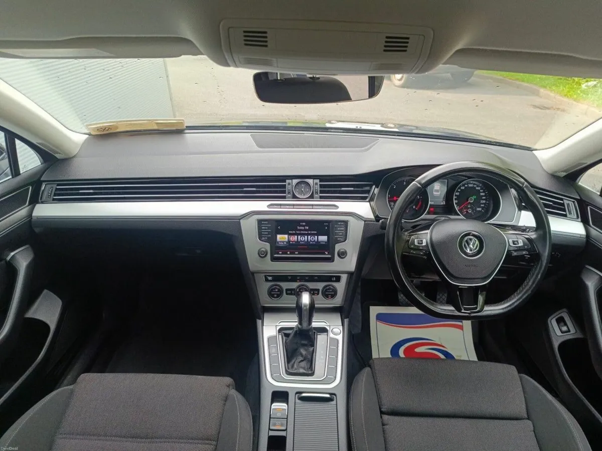 Volkswagen Passat 1.6 TDI DSG 120HP Comfortline Au - Image 4
