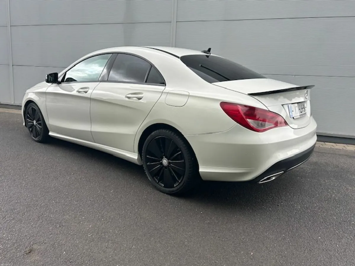 Mercedes-Benz CLA CLA 180 D Black Ed 4dr Saloon Le - Image 3