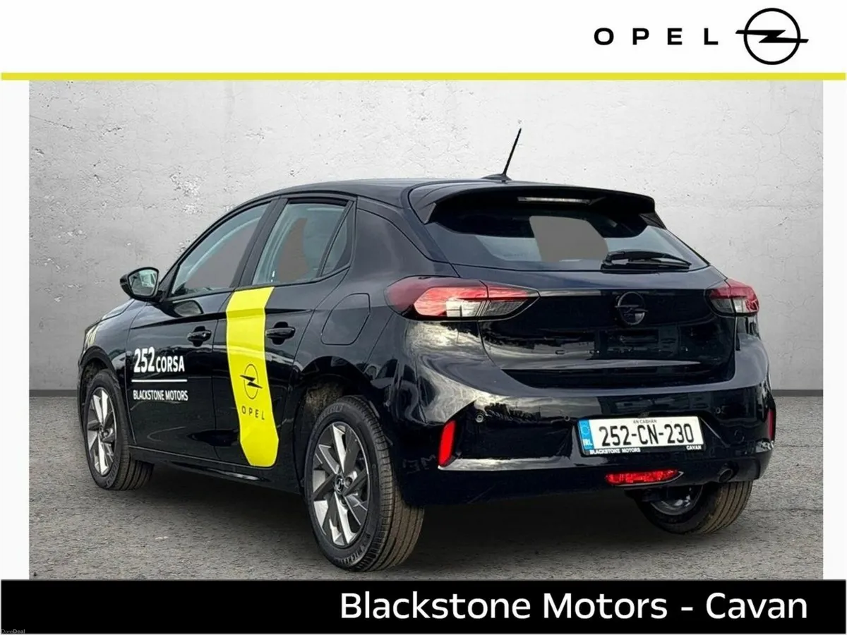 Opel Corsa SC 1.2i (75PS) S/S 5 Speed - Image 4