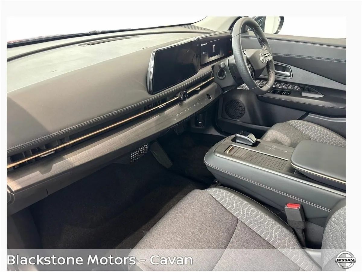 Nissan Ariya 63kWH Advance - Image 4