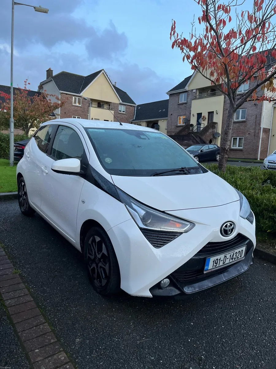 Toyota Aygo 2019 - Image 2