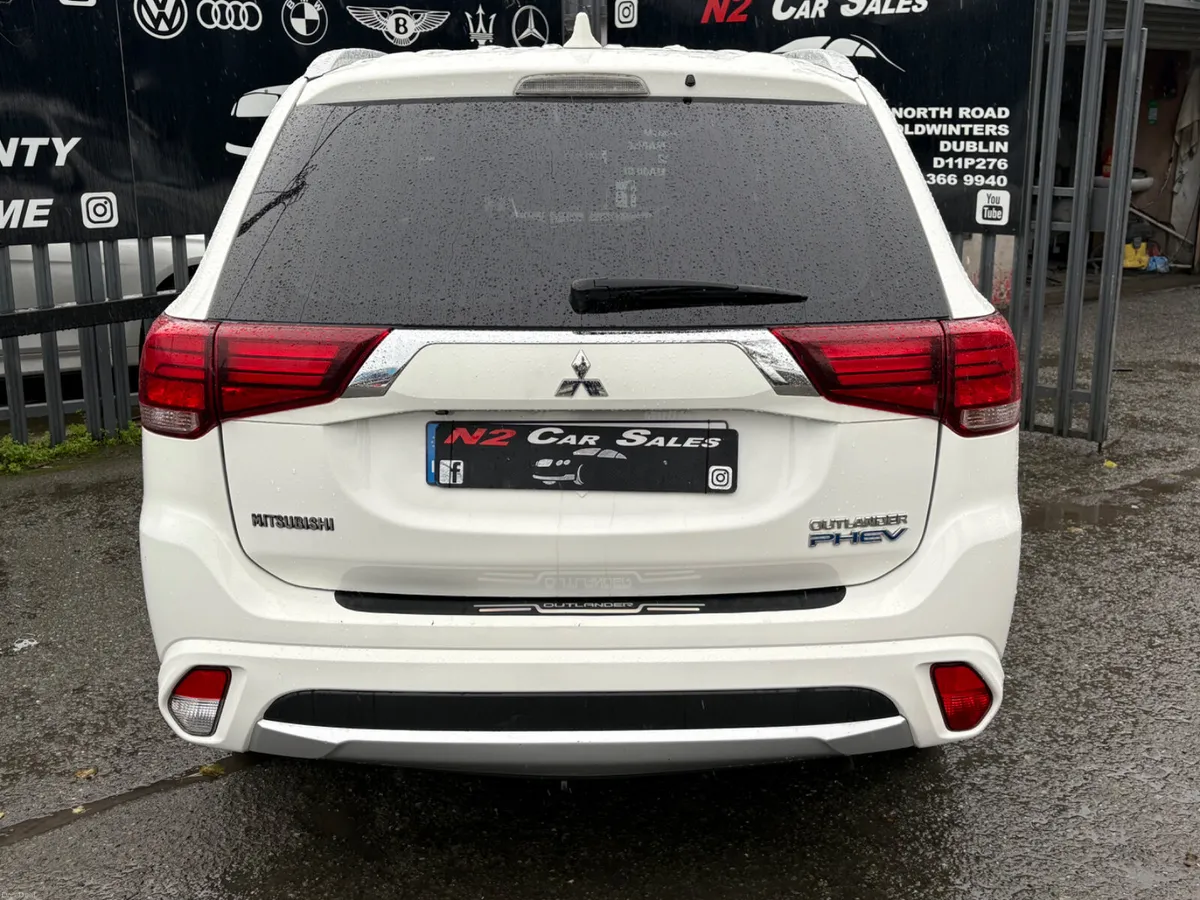 171 Outlander Plug in hybrid, LOW MILES, NEW NCT - Image 5