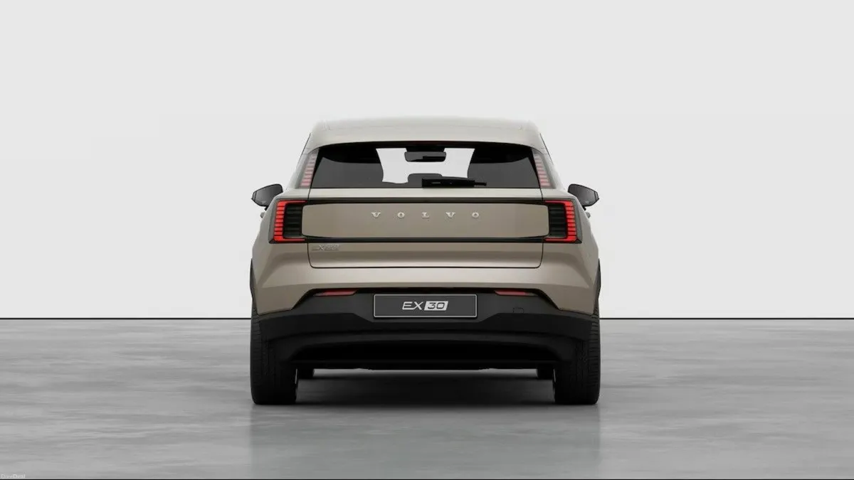 Volvo EX30 CORE 335KMS WLTP RANGE *3.9% APR* €85 P - Image 4