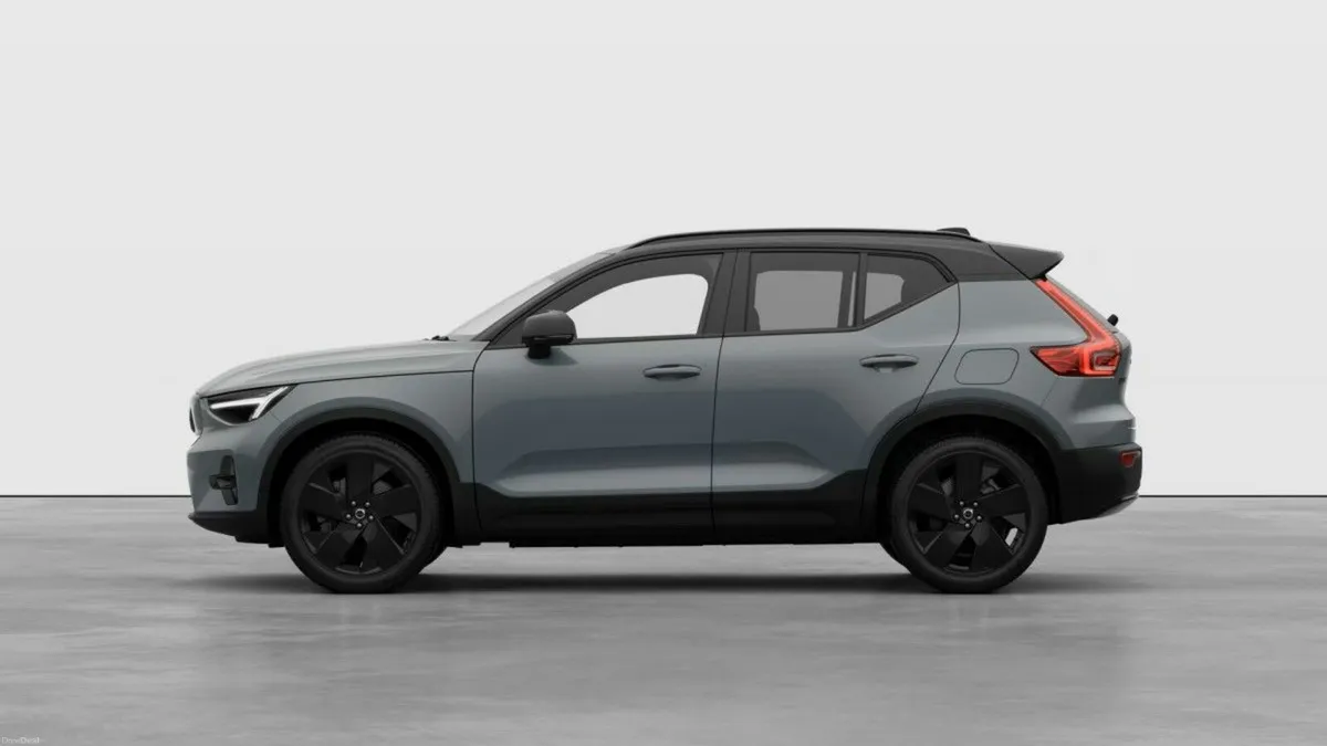 Volvo EX40 BLACK EDITION LONG *560KMS RANGE* €120 - Image 4