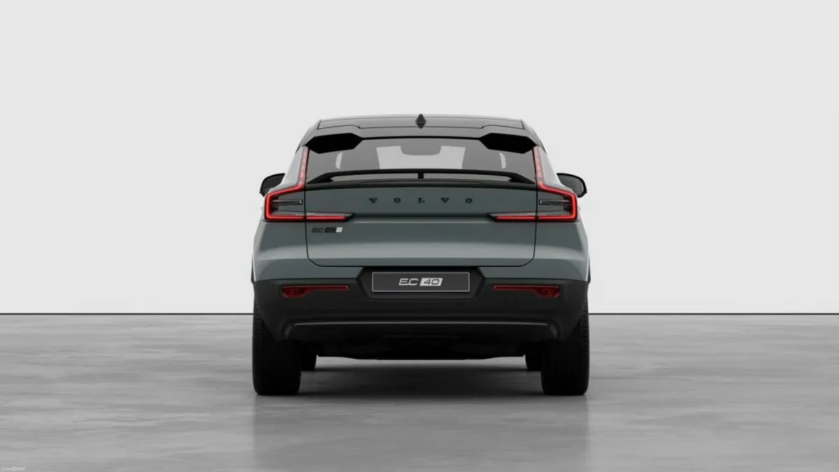 Volvo EC40 BLACK EDITION LONG RANGE *571KMS RANGE* - Image 4