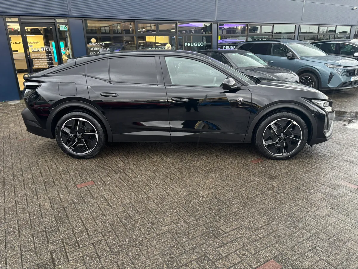 2026 Peugeot 408 GT Hybrid - Image 3