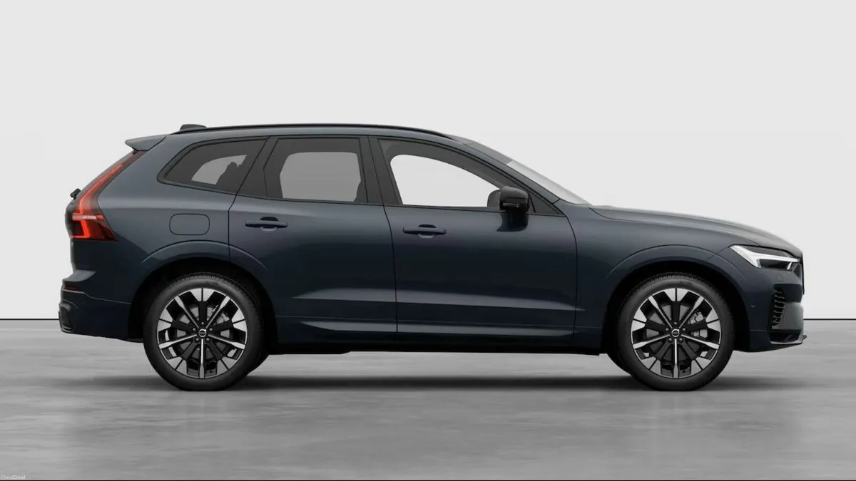 Volvo XC60 Denim Blue Ultra with Blonde Ventilated - Image 4