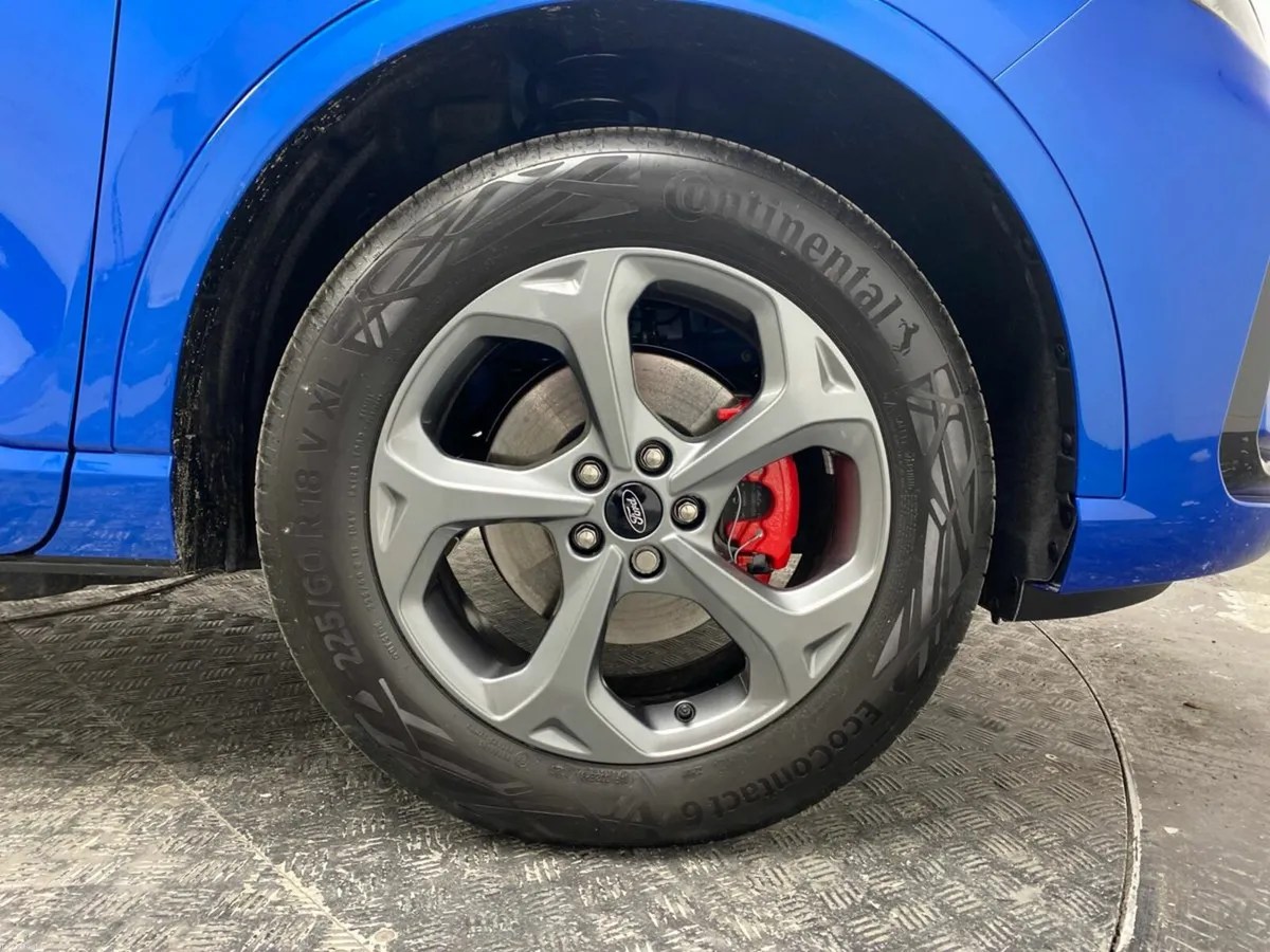 Ford Kuga ST-Line X - Image 6
