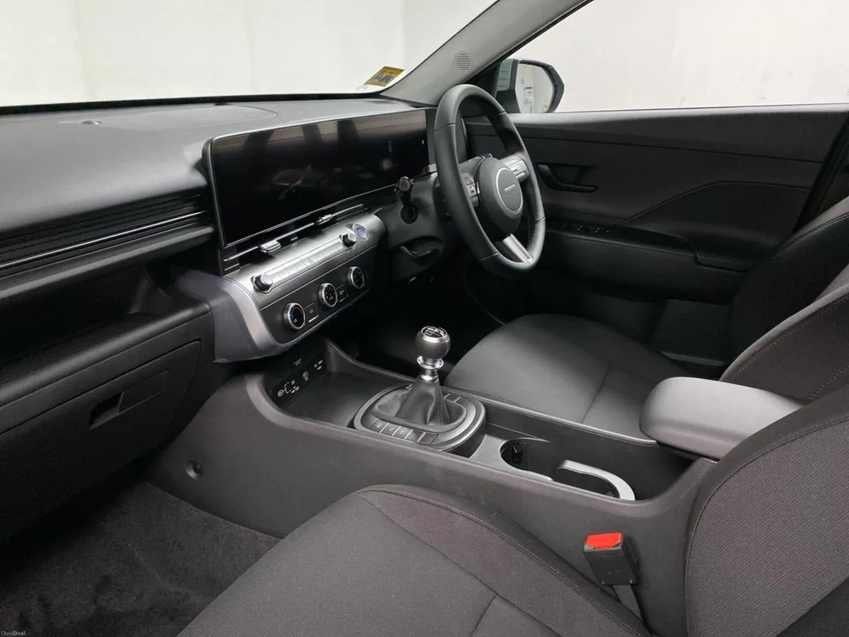 Hyundai KONA Kona Signature - Image 3