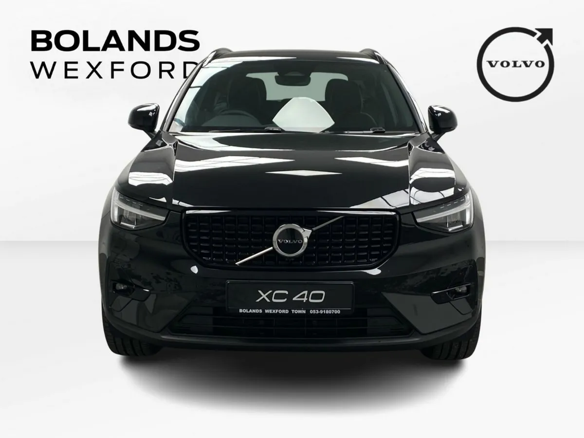 Volvo XC40 NEW !! 261 Petrol Mild Hybrid - Image 3