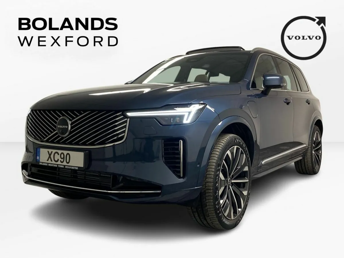 Volvo XC90 Denim Blue Plus bright 21inch alloy whe - Image 1