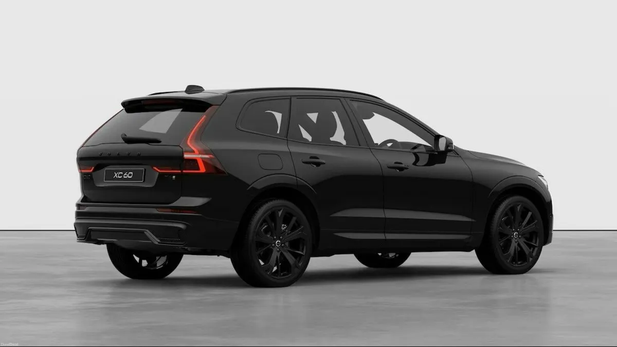 Volvo XC60 Onyx Black XC60 Black Edition - Image 4