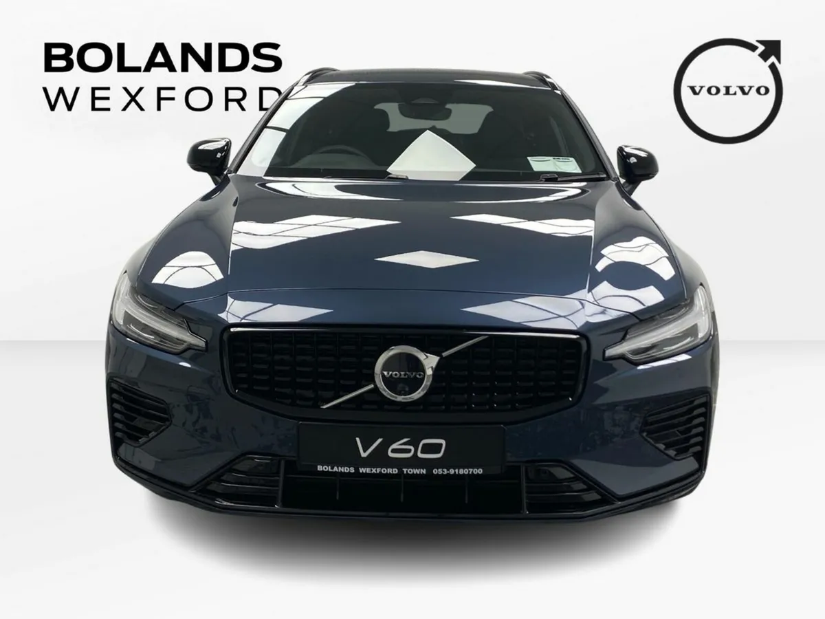 Volvo V60 Denim Blue Plus with Charcoal Nappa leat - Image 3