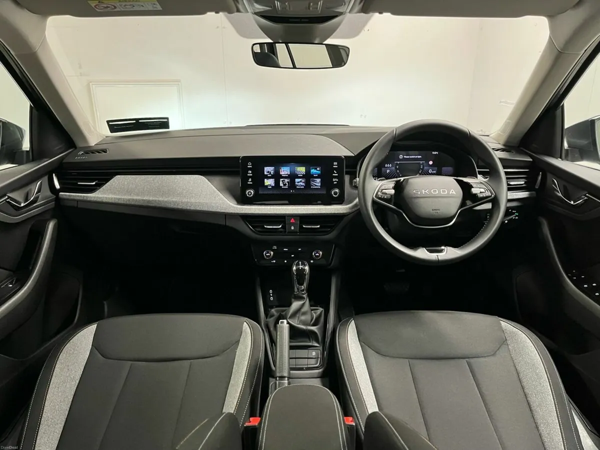 Skoda Kamiq Selection DSG 1.0TSI 115BHP - Parking - Image 4