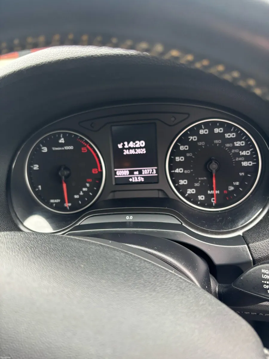 Must sell reduced price 2016 audi a3 se TDI - Image 4