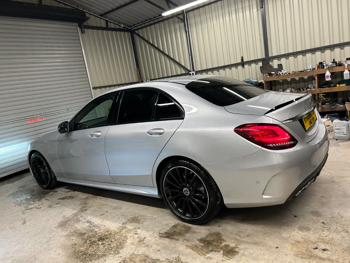 MERCEDES C220 D AMG LINE PREMIUM 9G VRT INC - Image 4