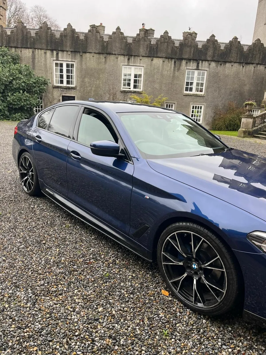 BMW 5-Series 2017 - Image 1