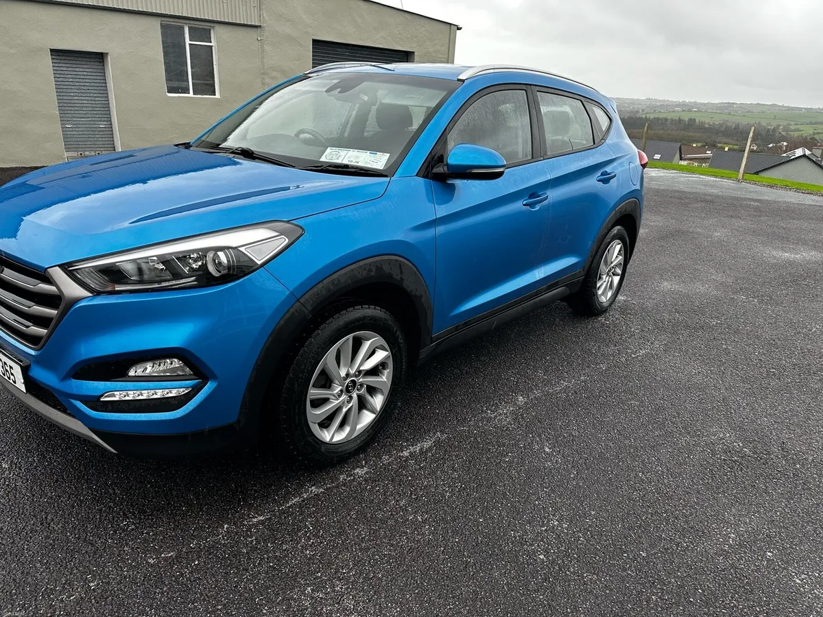 Hyundai Tucson 1.7 CRDI SE NAV - Image 2