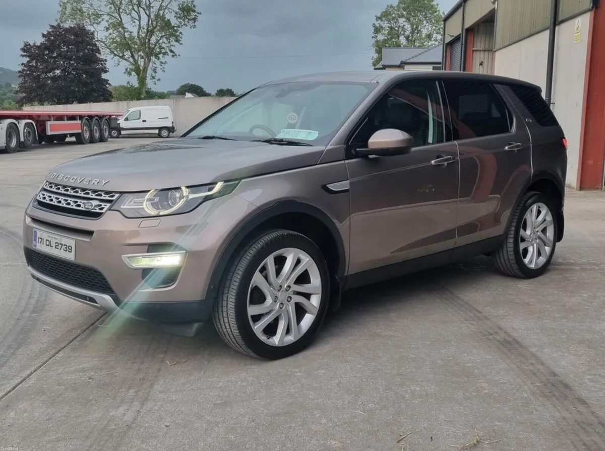 Land Rover Discovery Sport HIGH SPEC 7 seat 180Hp - Image 1