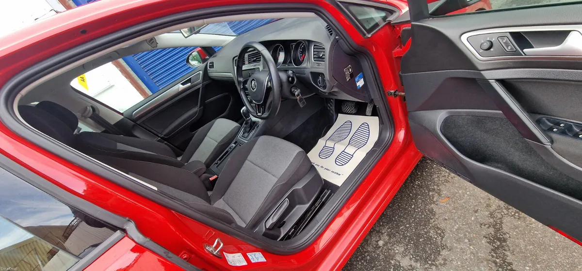 Vw Golf Automatic Low Mileage 18K - Image 5