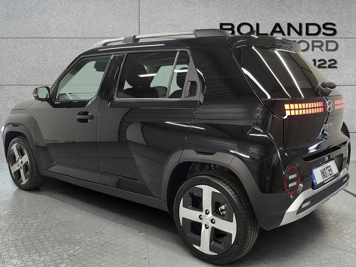 Hyundai INSTER Inster Elegance 49 kW Finance from - Image 3