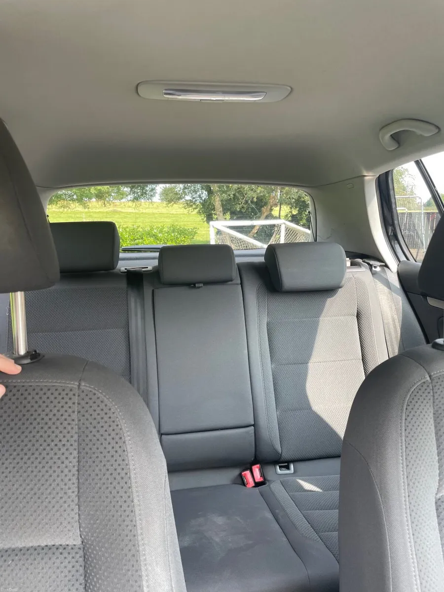 Volkswagen Golf 2007 - Image 2