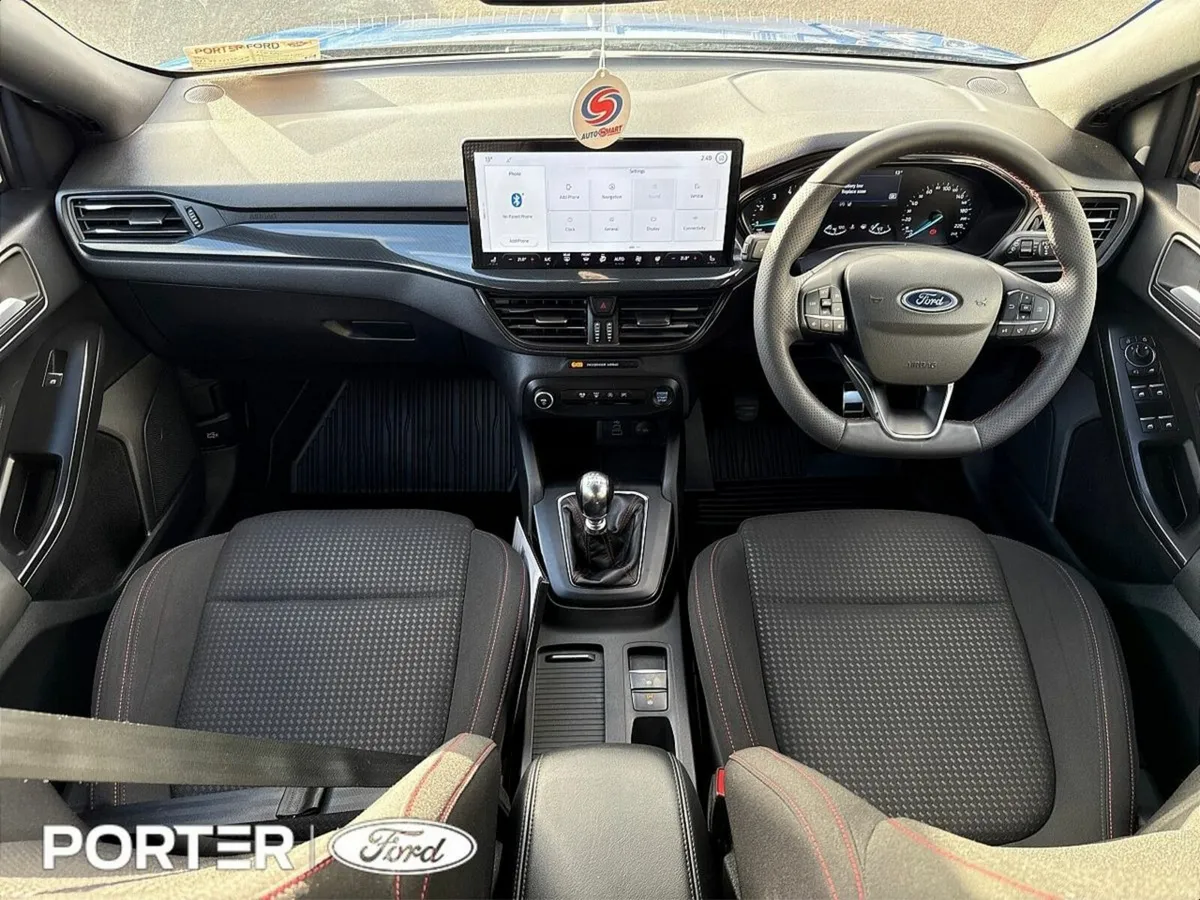 Ford Focus 1.0T MHEV ST LINE 125PS - Image 2