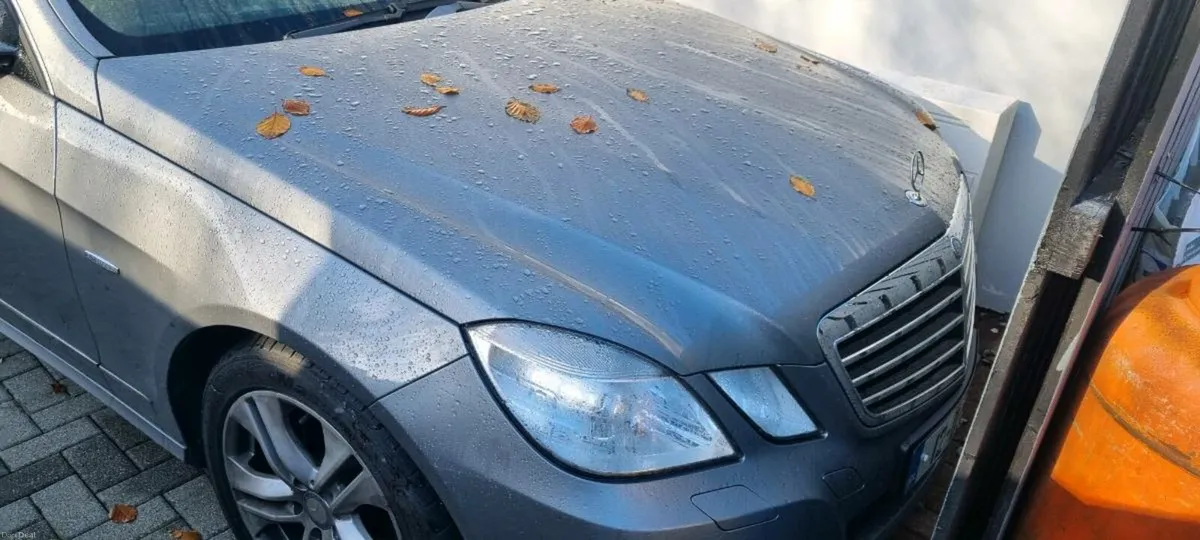 Mercedes E200 - Image 2