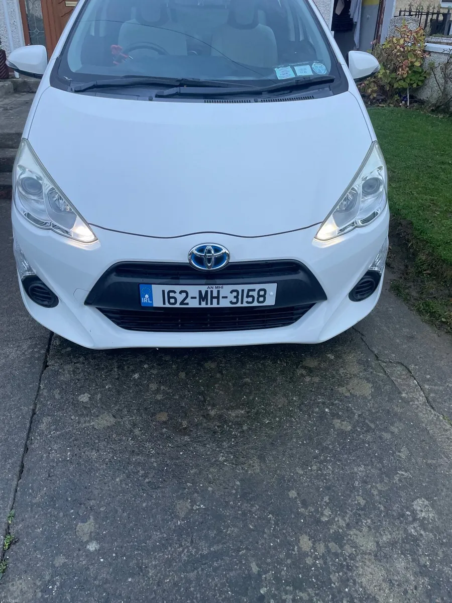 Toyota Aqua 2016 - Image 4