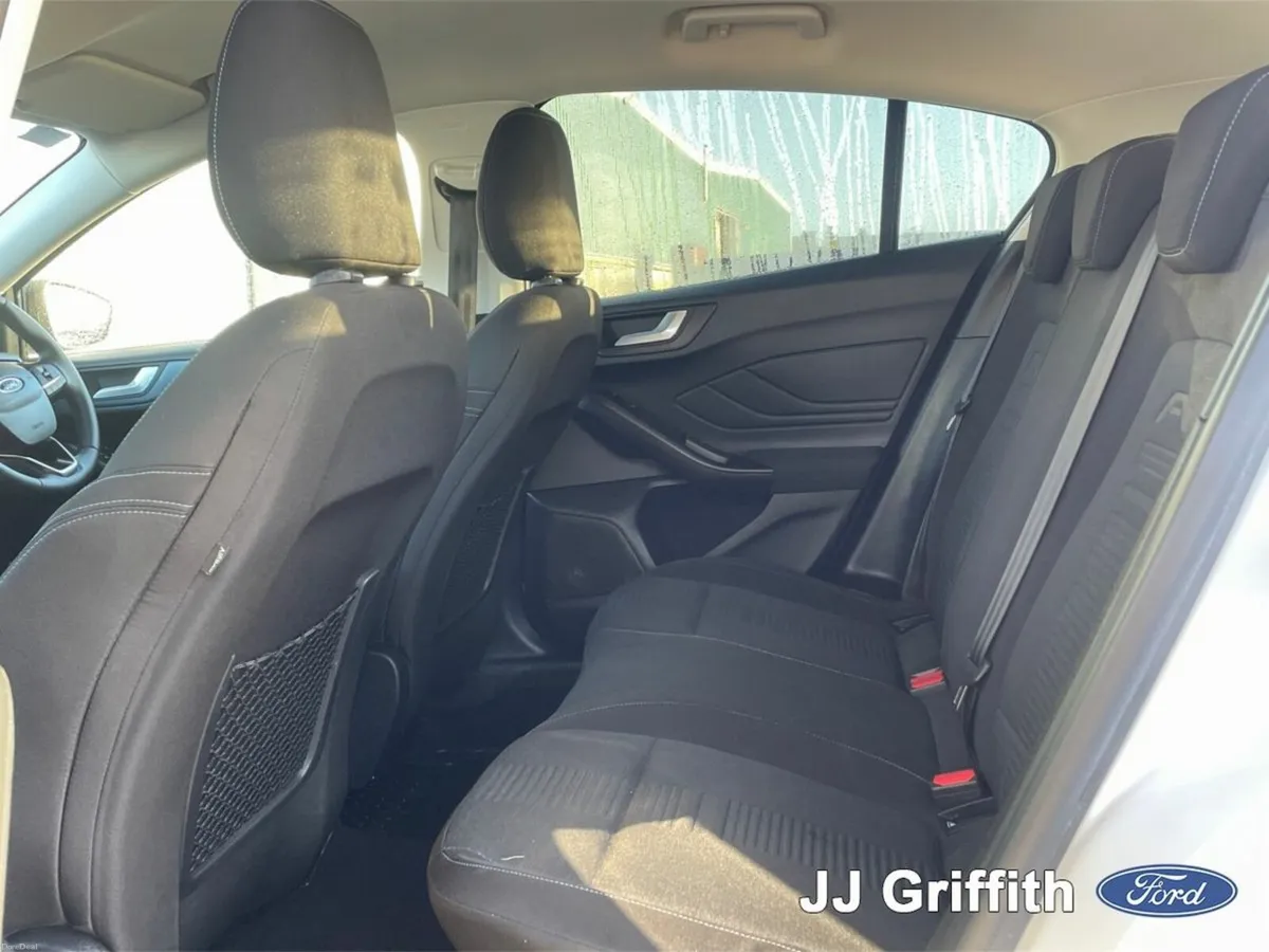 Ford Focus 1.0T EcoBoost Hybrid 125PS Active - Image 6