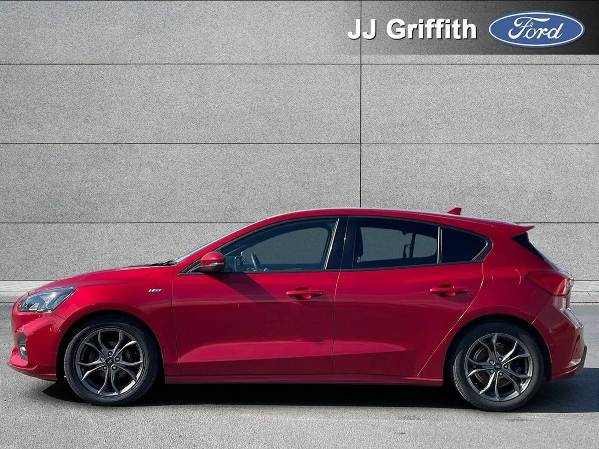 Ford Focus 1.5 TDCi 120PS ST-Line - Image 3