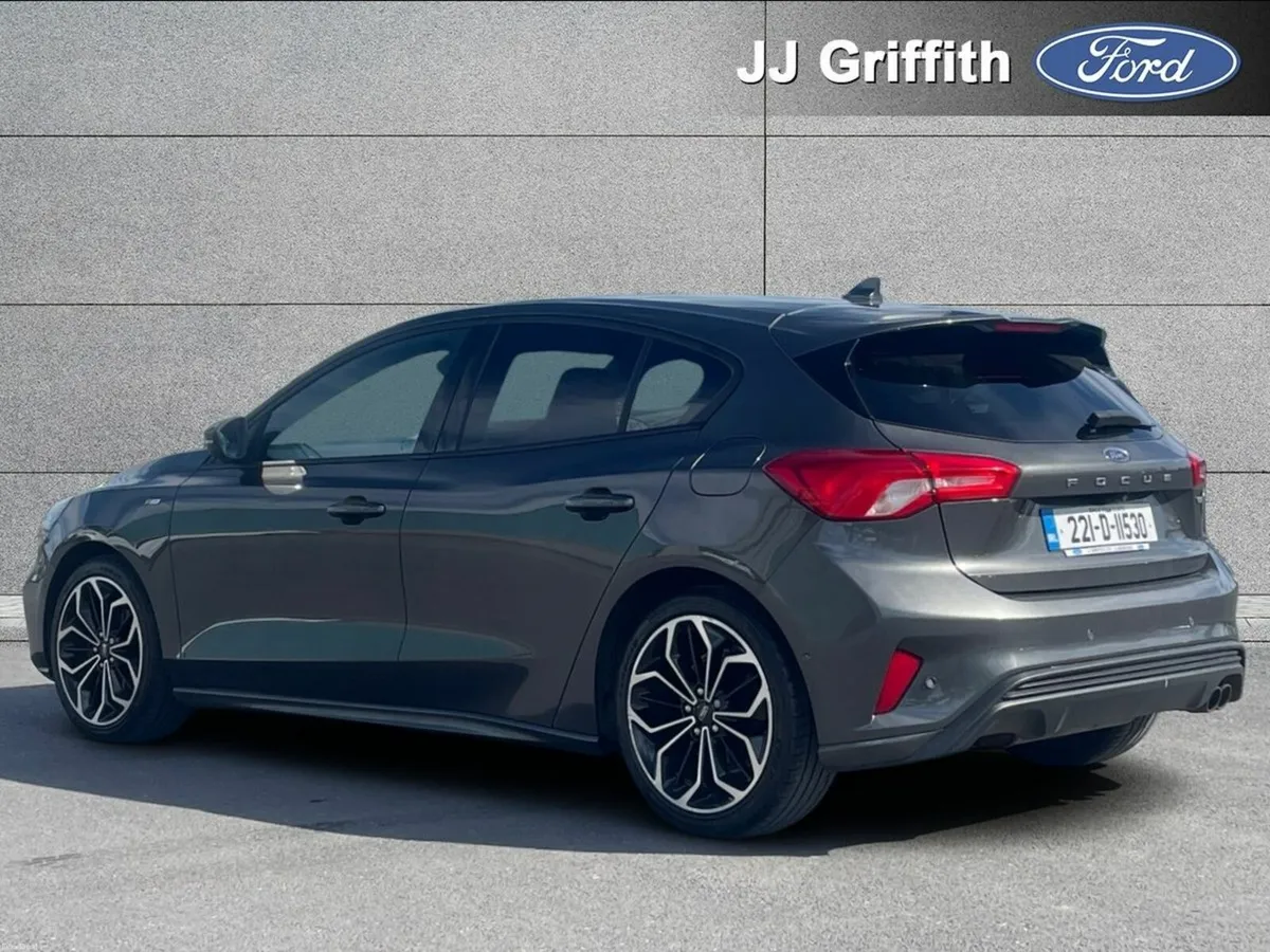 Ford Focus 1.0T EcoBoost Hybrid 125PS ST-Line - Image 2