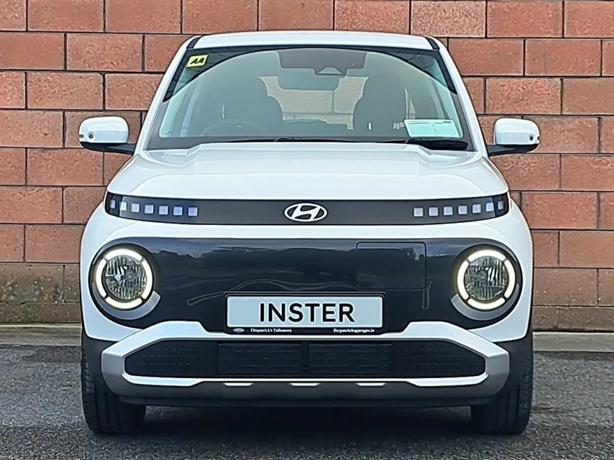Hyundai INSTER Signature 42 k/wh Battery with 320 - Image 6