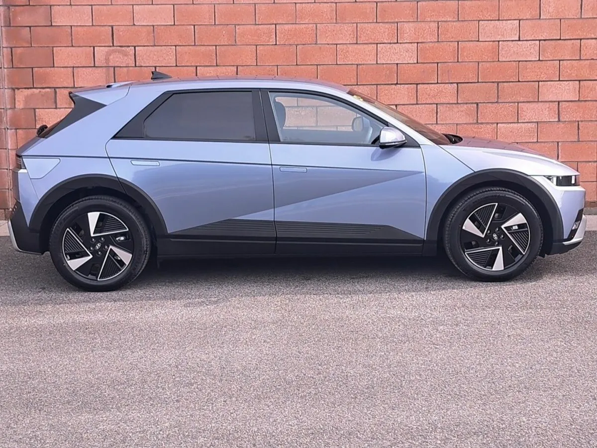 Hyundai IONIQ 5 Stellar Model 84 k/wh battery with - Image 4