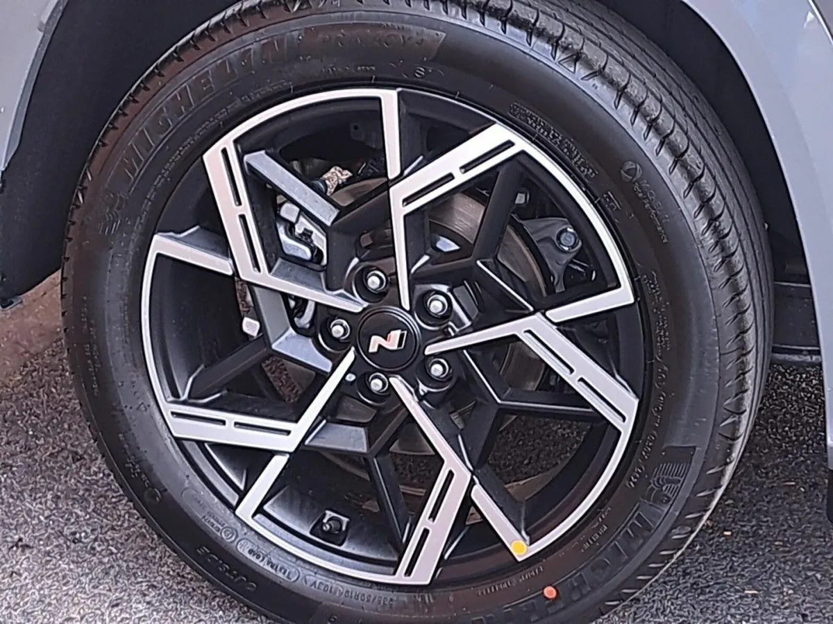 Hyundai Tucson Platinum N-Line Plug In Hybrid with - Image 5
