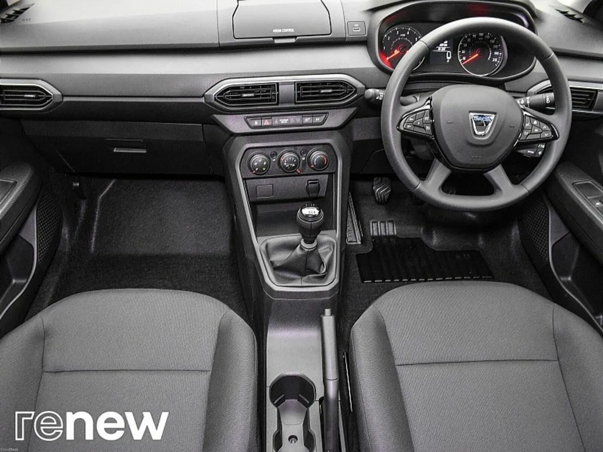 Dacia Jogger Essential TCe 110 - Image 2