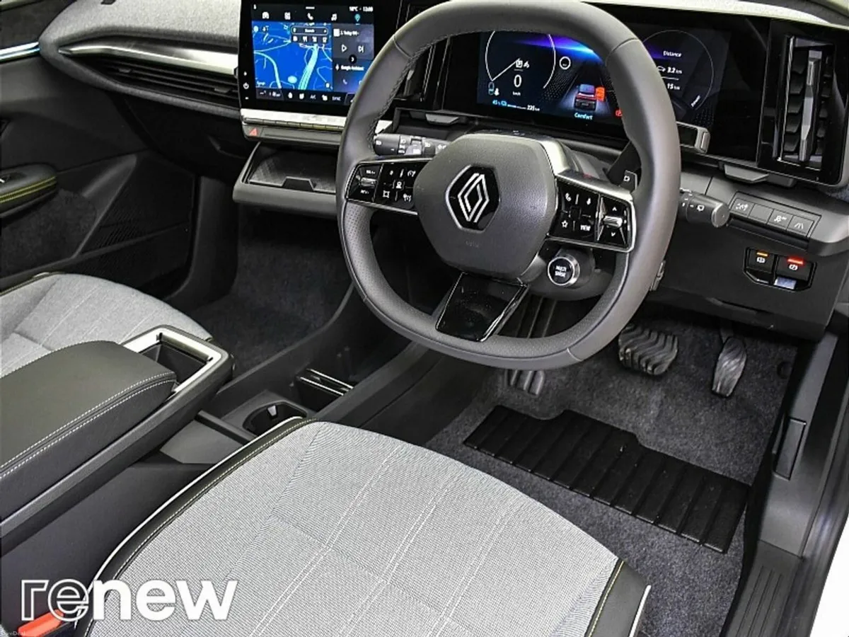 Renault Megane E-Tech Techno EV60 220hp - Image 6