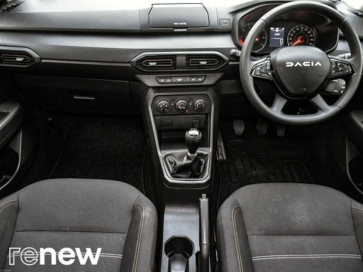 Dacia Sandero Stepway Essential TCe 90 NBI - Image 3