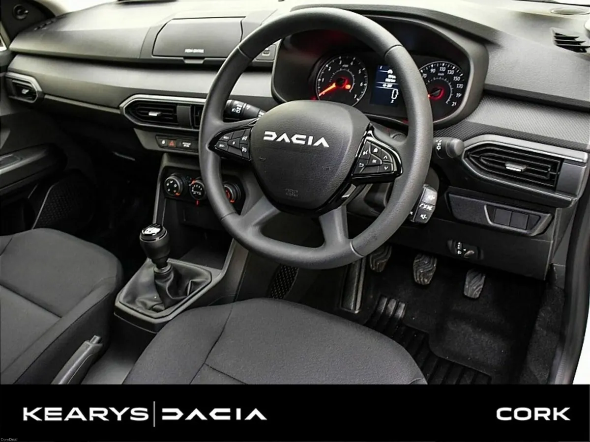 Dacia Sandero Essential TCe 90 5Sp GSR2 - Image 6