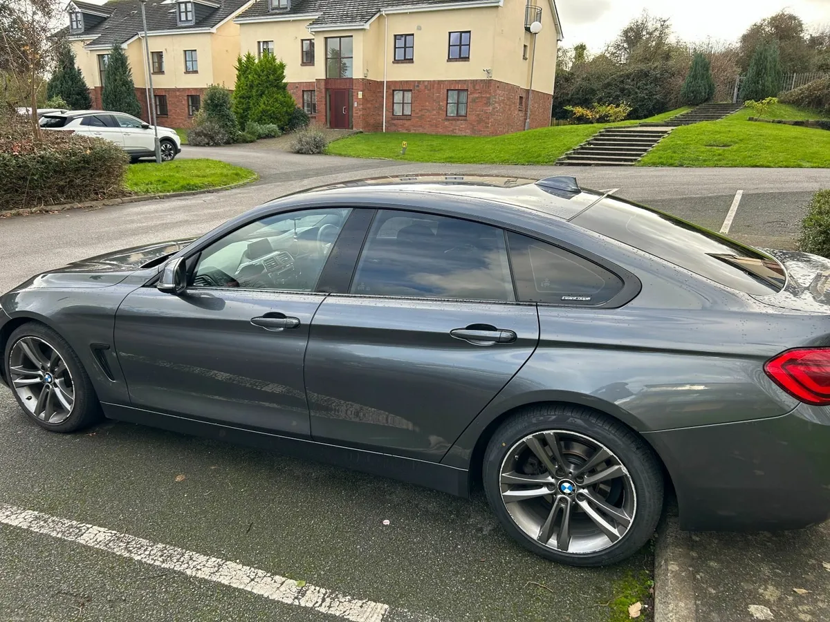 BMW 4-Series 2017 - Image 2