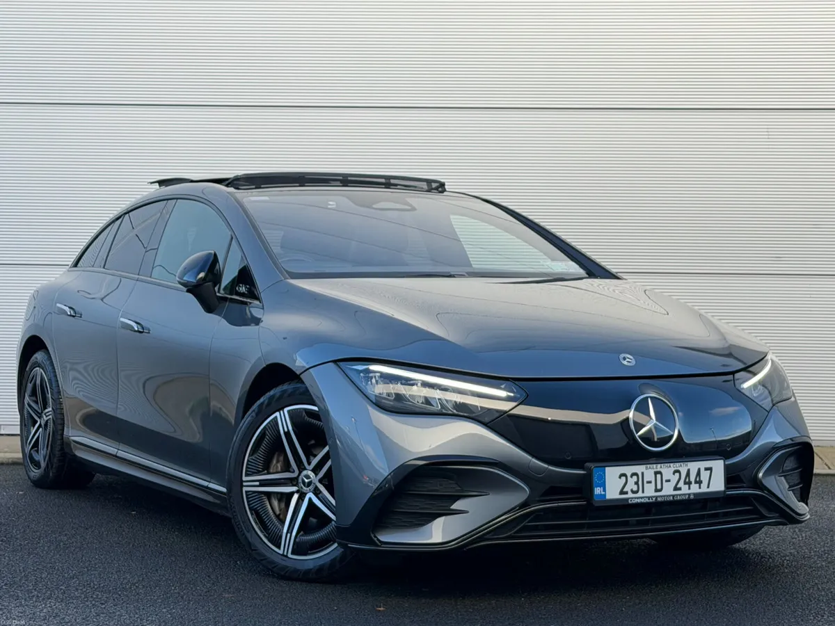 231Mercedes-Benz EQE  – Air Suspension | Pan Roof - Image 4