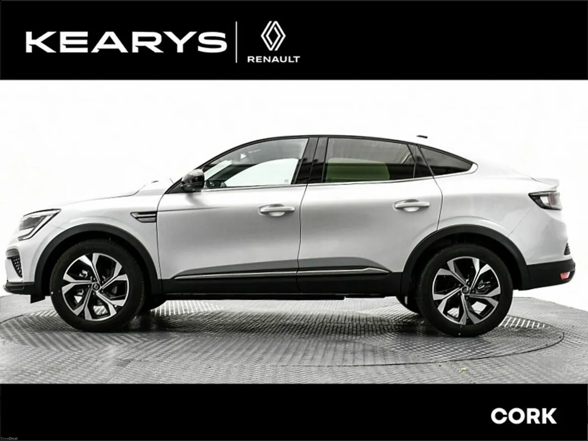 Renault Arkana Techno E-TECH Hybrid 145 Demo - Image 4