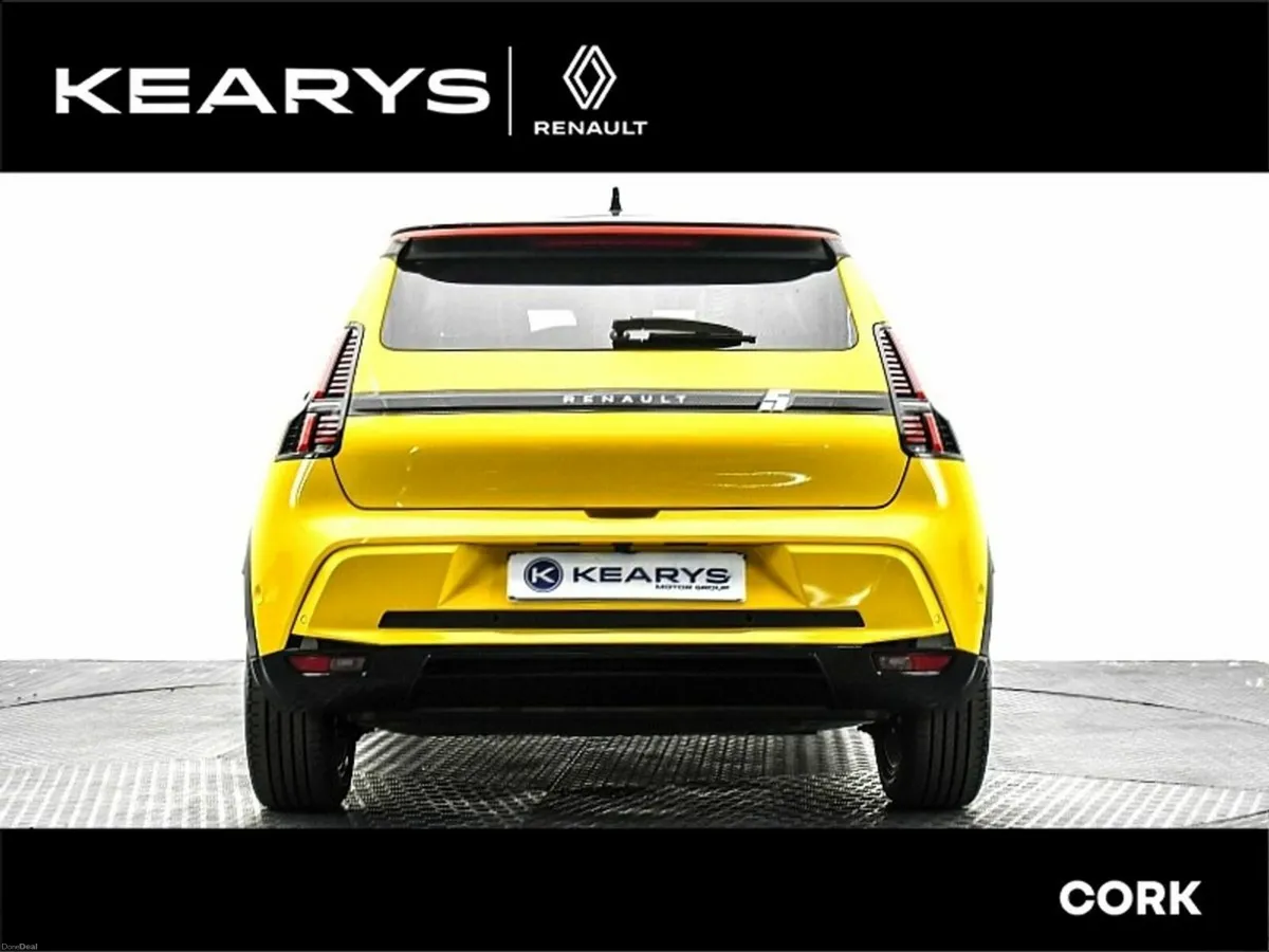 Renault 5 Iconic 40kWh 120hp Order Your 261 Today! - Image 3