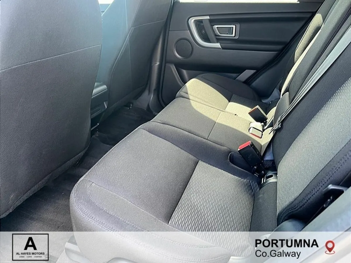 Land Rover Discovery Sport 4X4 4-WHEEL DRIVE SPORT - Image 4